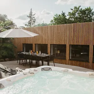 Grand Loft Avec Jacuzzi Et Cinema , Saint-Brieuc France